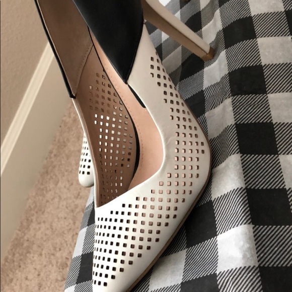 French connection pumps - Picture 5 of 5